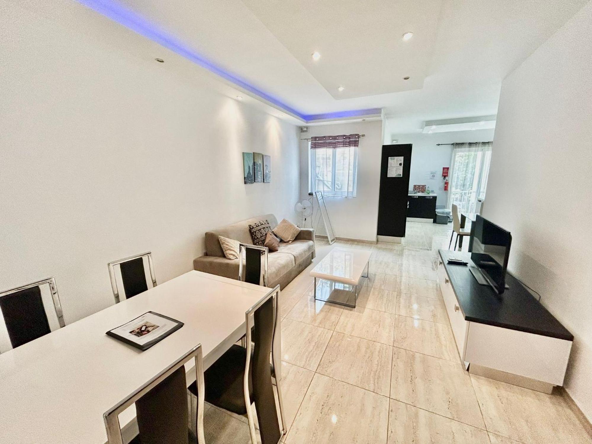 Sliema 2 Bedroom Apartment エクステリア 写真